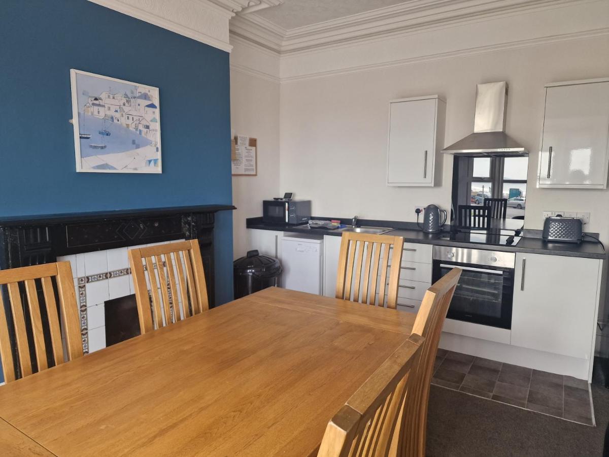 2 The Green, Exceptional Large House, Sea Views Loads Of Bathrooms Сийтън Карю Екстериор снимка
