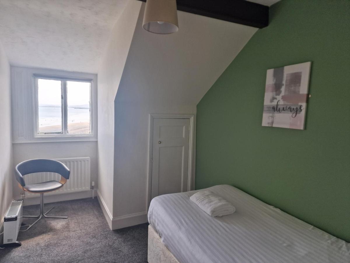 2 The Green, Exceptional Large House, Sea Views Loads Of Bathrooms Сийтън Карю Екстериор снимка