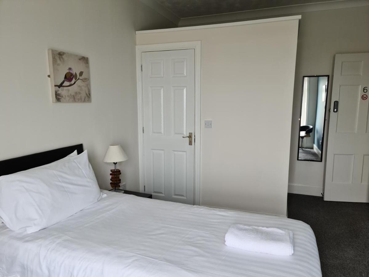 2 The Green, Exceptional Large House, Sea Views Loads Of Bathrooms Сийтън Карю Екстериор снимка